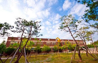 Special Needs Education in South Korea South Korean elementary school building